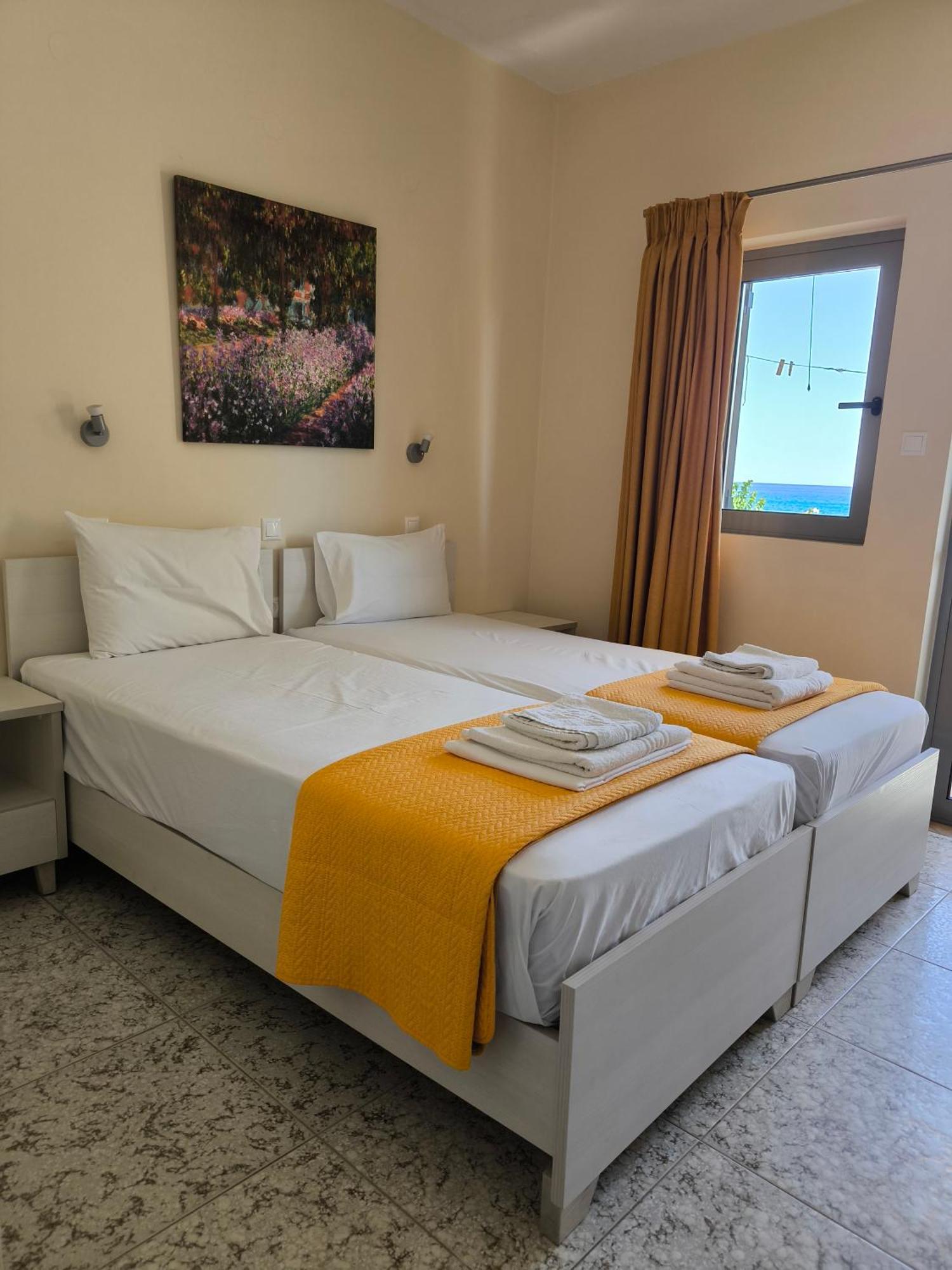 Alexia Rooms Palaiochora Quarto foto